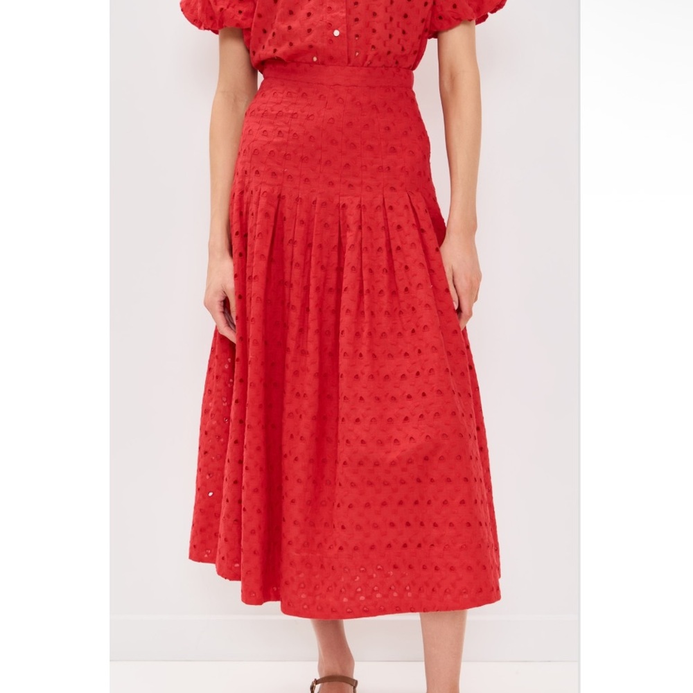 The Great The Rhythm Eyelet Cotton Midi Skirt in Red Rose size large $295 msrp - Picture 4 of 12